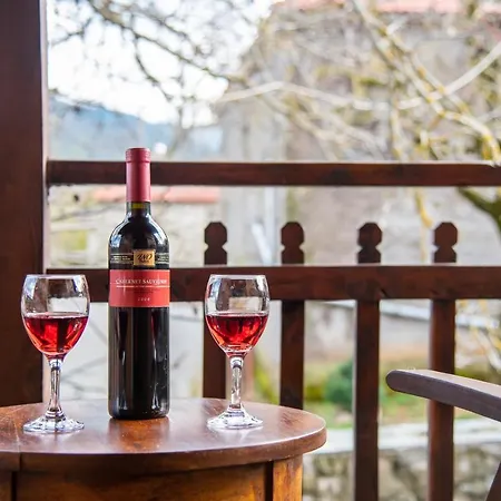 Archontiko Aiolides * Kríkelo